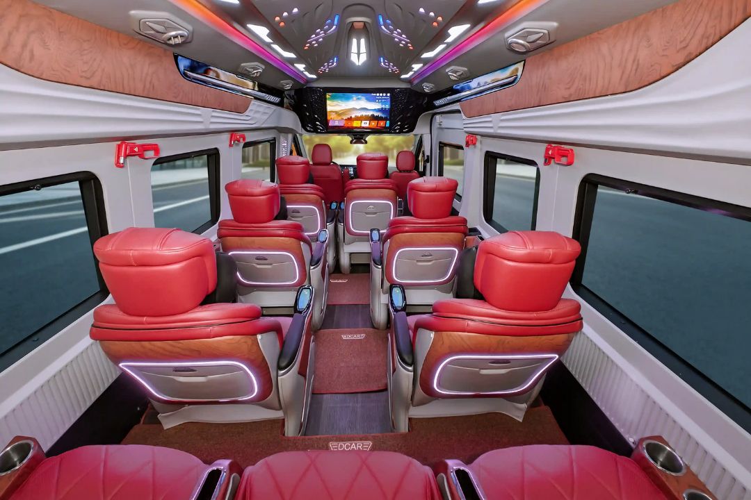 thuê xe Limousine phục vụ đám cưới