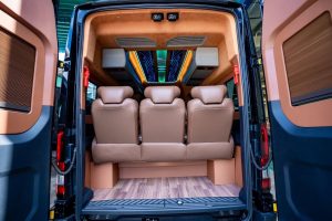 Thuê xe Limousine 12 chỗ 