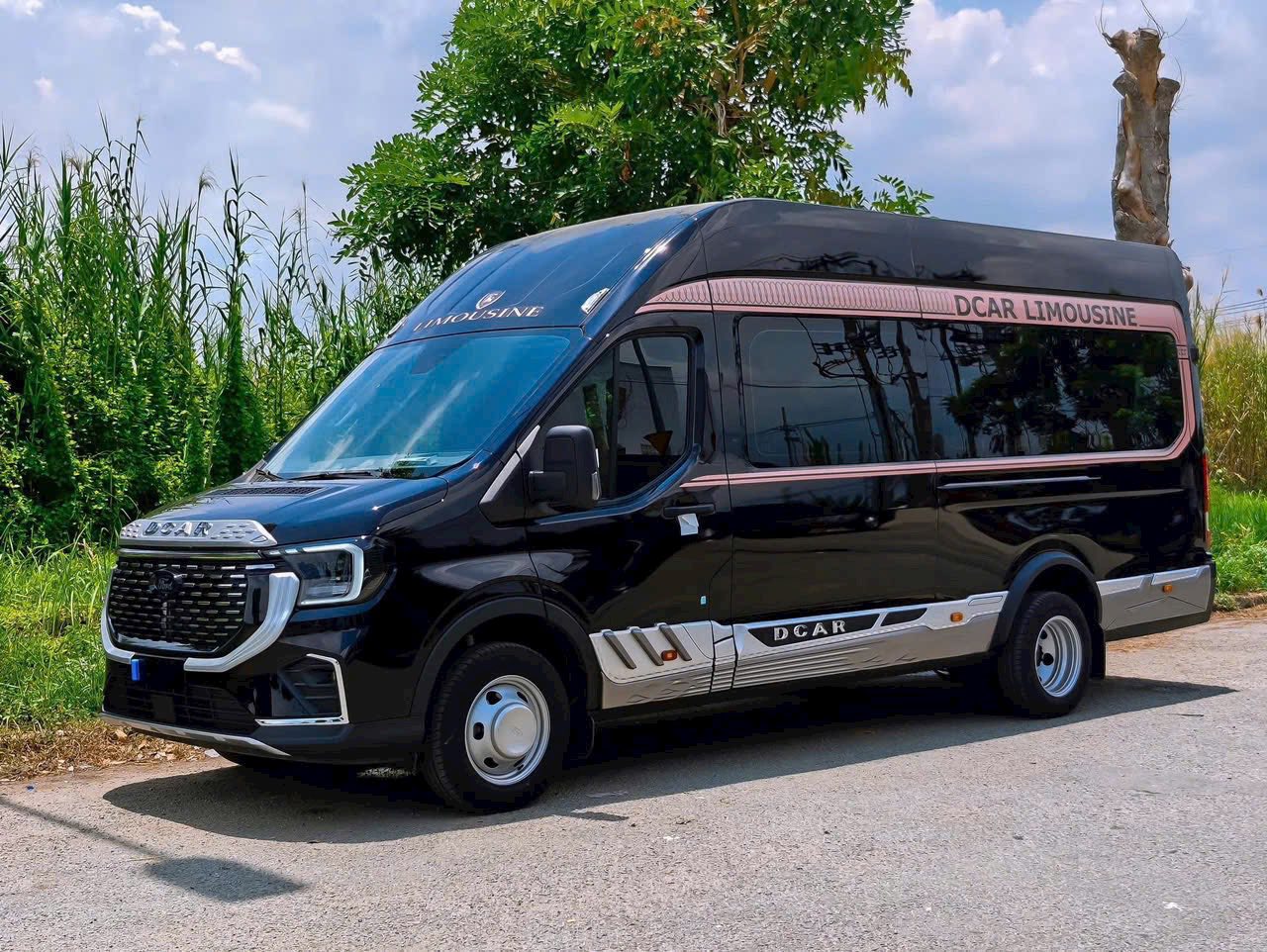 Dịch vụ xe Limousine uy tín tại LIMOVN