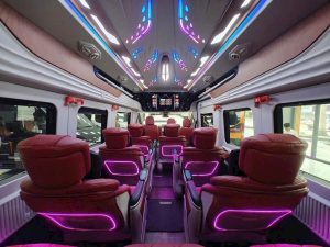 Thuê xe Dcar Limousine phục vụ du lịch