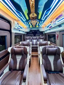 Tiện ích hiện đại khoang xe limousine