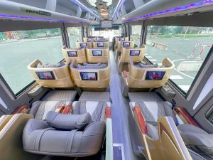Cho thuê xe Dcar Fuso Limousine 19 chỗ